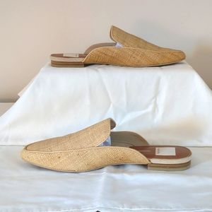 Dolce Vita Halee Flats